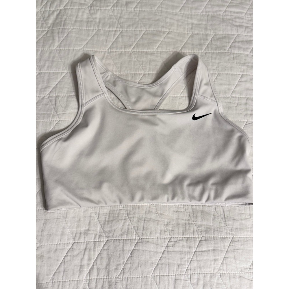 Nike dri fit sportsโ bra, women size medium, white